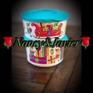 New Tupperware  X- MAS ELF SET 2pcs